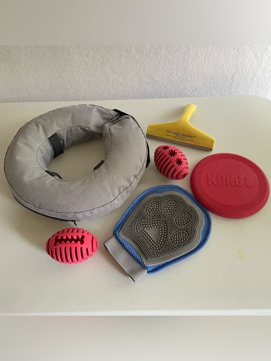 Other - 🐾Dog Lot: KONG Toys, Grooming Mitt, Inflatable "Cone", & Pet Hair Remover